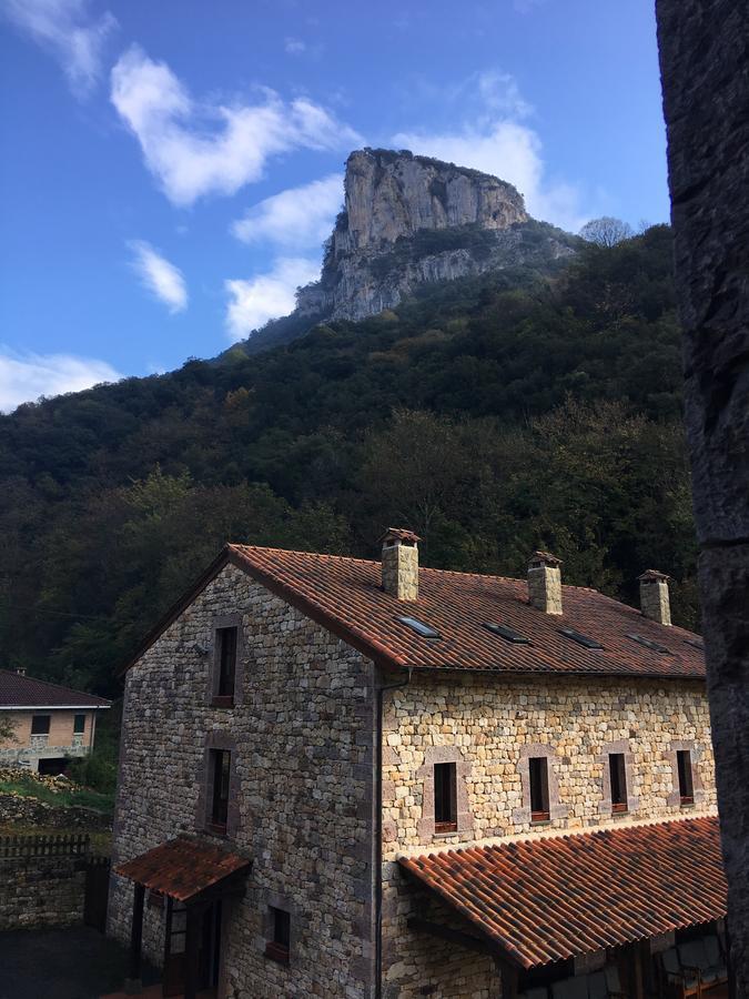 Albergue Cabrales カレニャ・デ・カブラレス エクステリア 写真