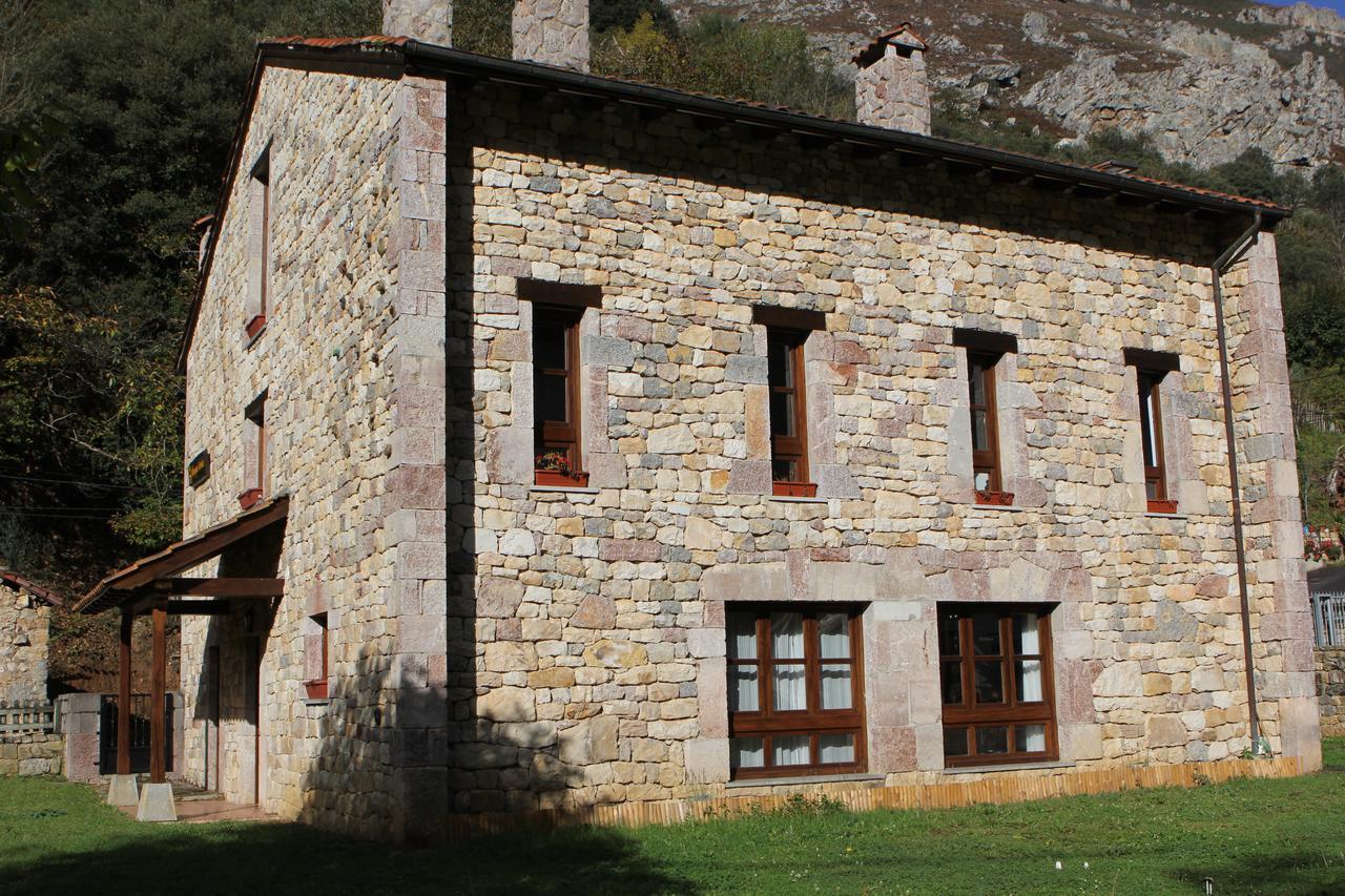 Albergue Cabrales カレニャ・デ・カブラレス エクステリア 写真